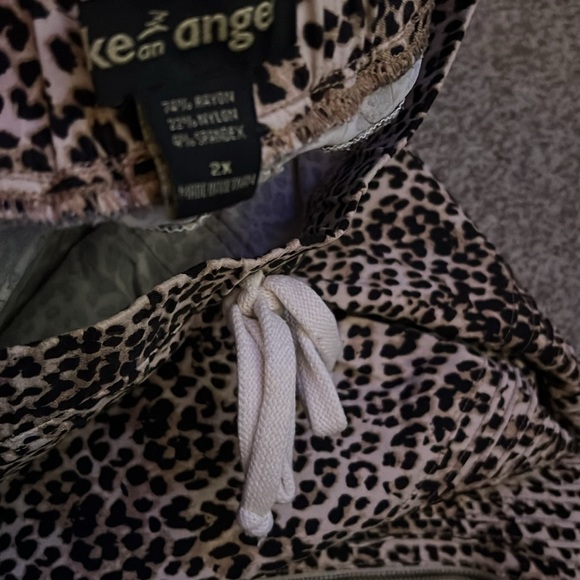 Leopard pants. - Picture 3 of 3